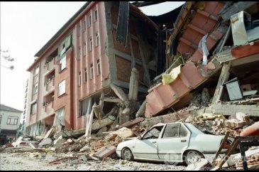 Marmara Depremi'nden 26 yıl sonra deniz altındaki izler görüntülendi