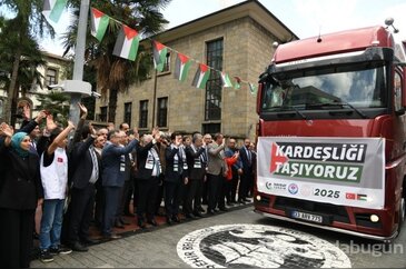 Kardeşlik yüklü tırlar Trabzon'dan Gazze'ye dualarla uğurlandı