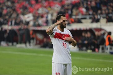 Bursa'da oynanan milli maçtan dikkat çeken kareler!