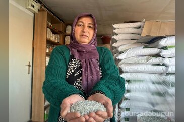 Hem satıyor hem anlatıyor: 4 çocuk annesi Çankırı'nın meşhur tuzuyl...