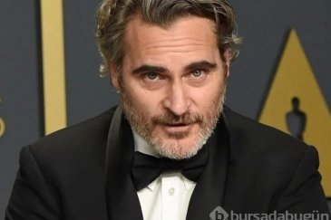Oscar'lı oyuncu Joaquin Phoenix'in performan...