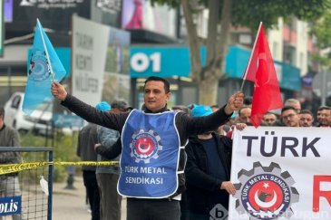 İşçiler 1 Mayıs için Bursa'da toplandı
