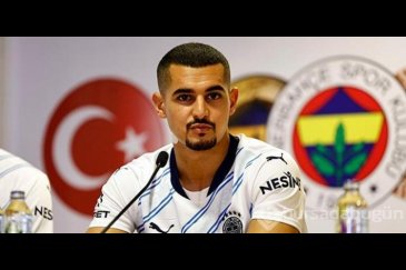 Fenerbahçe'nin ilk transferi geldiği gibi gi...