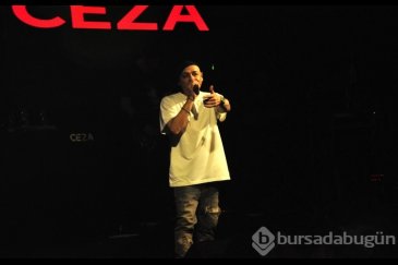  Ceza'dan Bursa'da unutulmaz konser
