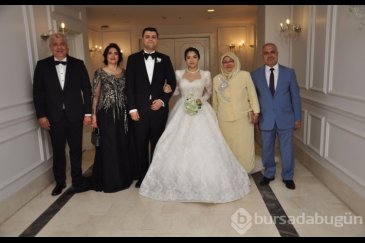 Doğukan Doğu ve Nisa İlgazi mutluluğa yelken...