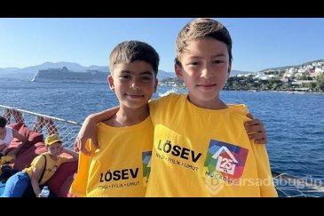 Lösemiyi yenen ikizler LÖSEV tatil köyünde y...