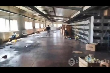 Çalışanları izne çıkardılar! Fabrikayı boşal...
