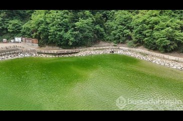 30 kamyon çöp çıkarılan Sera Gölü berraklaştı
