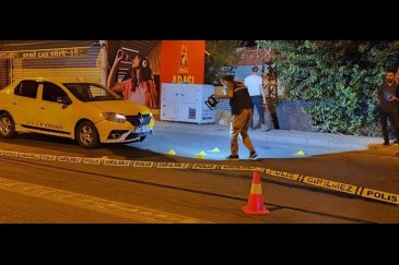 Diyarbakır'da iki grup arasında silahlı kavg...
