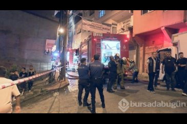 Beyoğlu'nda yangın çıkan dairedeki tüp patladı!