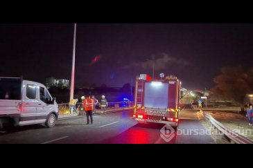 Tekirdağ'da otomobil aydınlatma direğine çar...