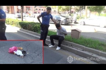 Polisleri görünce elindeki altın dolu poşeti...