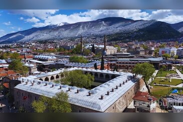 Yüzlerce yıldır ayakta kalan Bursa'nın tarih...