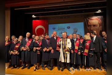 SBÜ Bursa Tıp Fakültesi ilk mezunlarını verdi
