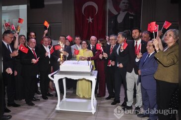 Mestanlı Derneği'nin Cumhuriyet Balosu'nda d...
