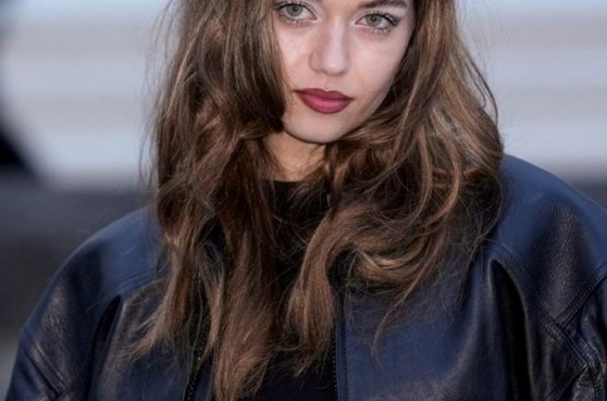 Afra Saraçoğlu Paris Moda Haftası'nda!