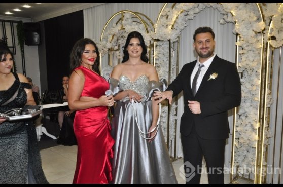 Ilgın Turan ile Recep Göynük nişanlandı