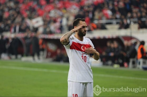 Bursa'da oynanan milli maçtan dikkat çeken kareler!