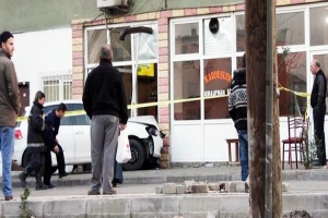 KARDEŞİ DARP EDİLDİ, ROMAN MAHALLESİNDE TER&Ouml;R ESTİRDİ