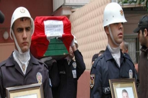 BURSALI POLİS MEMURU 37 YAŞINDA HAYATA VEDA ETTİ