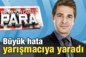 CANLI PARADA HATA YARIŞMACIYA KAZANDIRDI