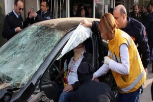 DEHŞET VEREN KAZADA &Ouml;L&Uuml; SAYISI 2'YE Y&Uuml;KSELDİ