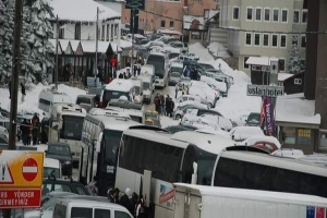 ULUDAĞ'DA TRAFİK &Ccedil;İLESİ
