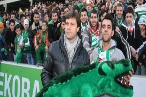 TRANSFERLERLE COŞAN TİMSAH G&Ouml;Z&Uuml;N&Uuml; LİDERLİĞE DİKTİ