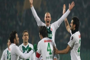 BURSASPOR'DA KENNY MİLLER MUTLULUĞU