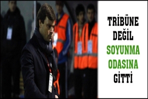 TRİB&Uuml;NE DEĞİL SOYUNMA ODASINA GİTTİ