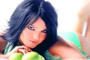 TWEET YAZDIRMAK İ&Ccedil;İN EDİT&Ouml;R TUTTU