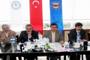 SENDİKALI EĞİTİMCİLERDEN İSTİŞARE TOPLANTISI