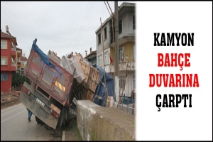 KAMYON BAH&Ccedil;E DUVARINA &Ccedil;ARPTI