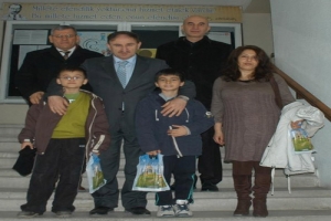 &Ouml;ĞRENCİLERDEN BAŞKAN KURTULAN'A ZİYARET