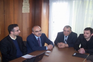 MHP'DEN &Ouml;ĞRETMENLERE DESTEK