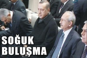 BAŞBAKAN VE KILI&Ccedil;DAROĞLU'NUN SOĞUK BULUŞMASI