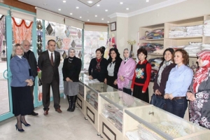 HANIMLAR &Ccedil;ARŞISINDAN 46 BİN LİRALIK CİRO