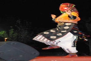 BURSA'DA FOLKLOR YARIŞMASI