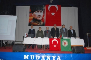 MUDANYA ESNAFINA TORBA YASASI ANLATILDI