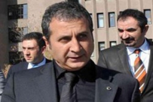 OSMAN KA&Ccedil;MAZ MHP'DEN VAZGE&Ccedil;Tİ