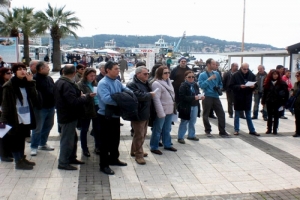 AYVALIK'TA 'N&Uuml;KLEER SANTRAL İS-TE-Mİ-YO-RUZ!' EYLEMİ