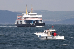 &Ccedil;ANAKKALE BOĞAZI VE KUZEY EGE'DE ŞİDDETLİ FIRTINA