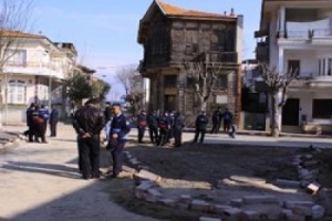 B&Uuml;Y&Uuml;KADA'YA ŞAFAK BASKINI