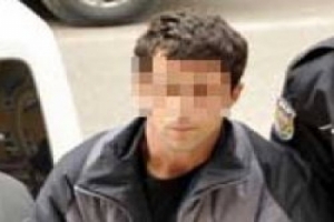 12 YAŞINDAKİ KIZI 3 BİN LİRA BAŞLIK PARASINA ALDI