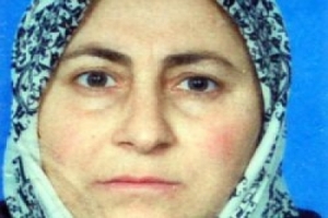 ANNESİNİ UYURKEN &Ouml;LD&Uuml;RD&Uuml;