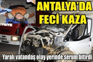 İKİ KAMYONET BİRBİRİNE GİRDİ