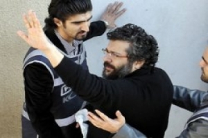 SONER YAL&Ccedil;IN'IN CEZAEVİNDEKİ İLK FOTOĞRAFLARI