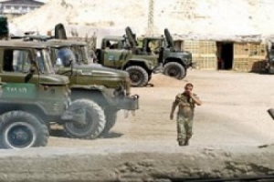 SURİYE'DE SUBAY KUL&Uuml;B&Uuml;NE BASKIN: 1 &Ouml;L&Uuml;