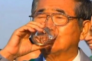 TOKYO VALİSİ RADYOSYONA MEYDAN OKUDU