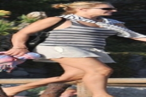 UMA THURMAN'IN FİZİĞİ ZAMANA YENİLDİ